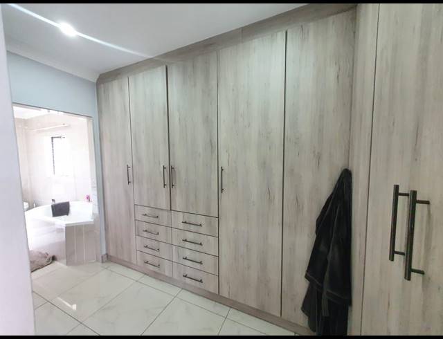 4 BEDROOM GATED ESTATE TO LET IN GEELHOUTPARK